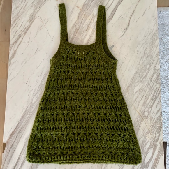 ✨LAST CHANCE 💚Lux Army Green Sweater Tank Acrylic Wool Heart Pockets Small - Picture 2 of 6